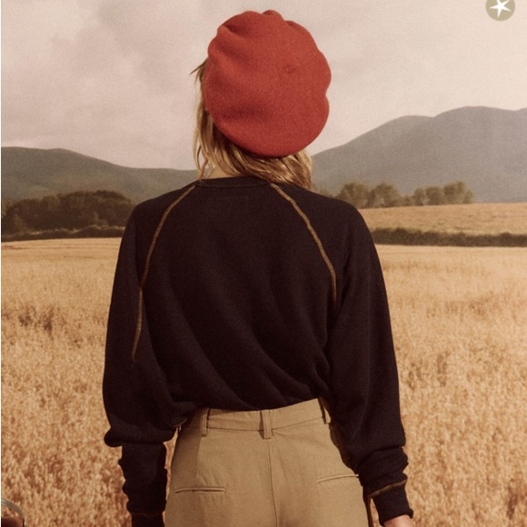 The Great College Sweatshirt in Mountain Resort Graphic Stargazer Blue - Picture 5 of 7